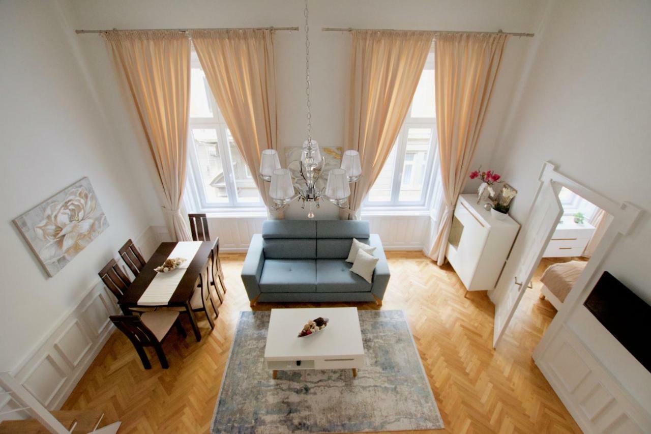 Luxury Apartment By Hi5 - Havas Street Budapest Bagian luar foto